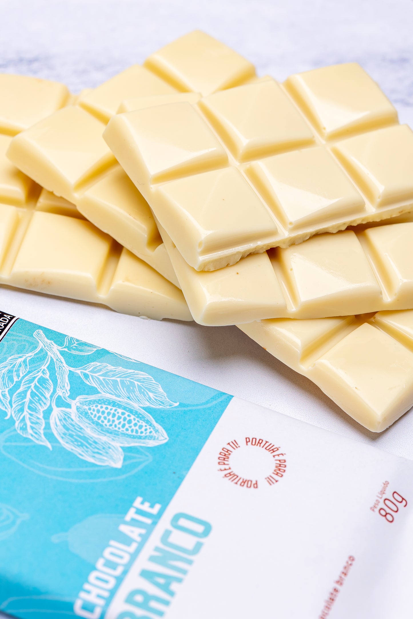 Barra maciça de chocolate branco 80g