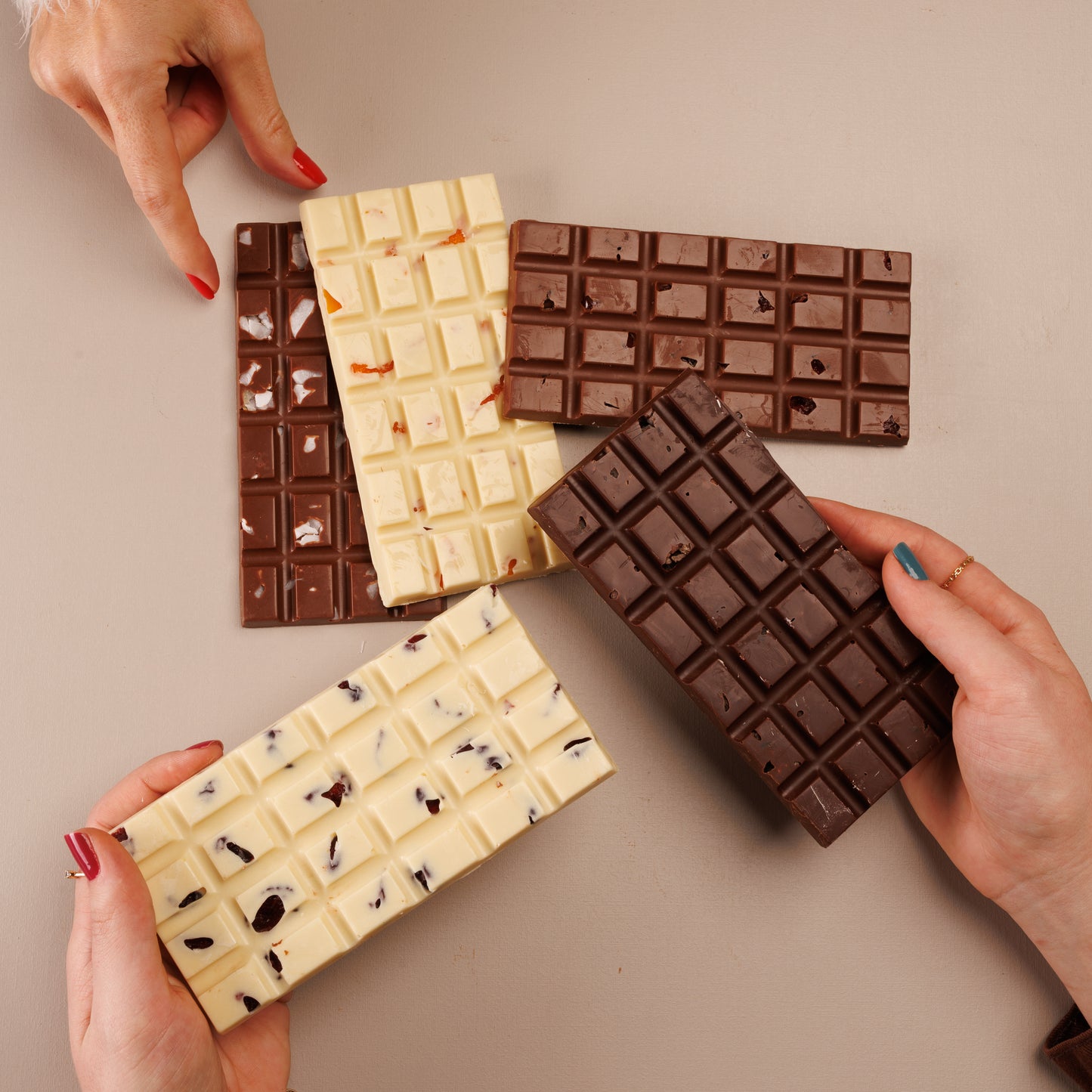 Barra premium: chocolate com oleaginosas