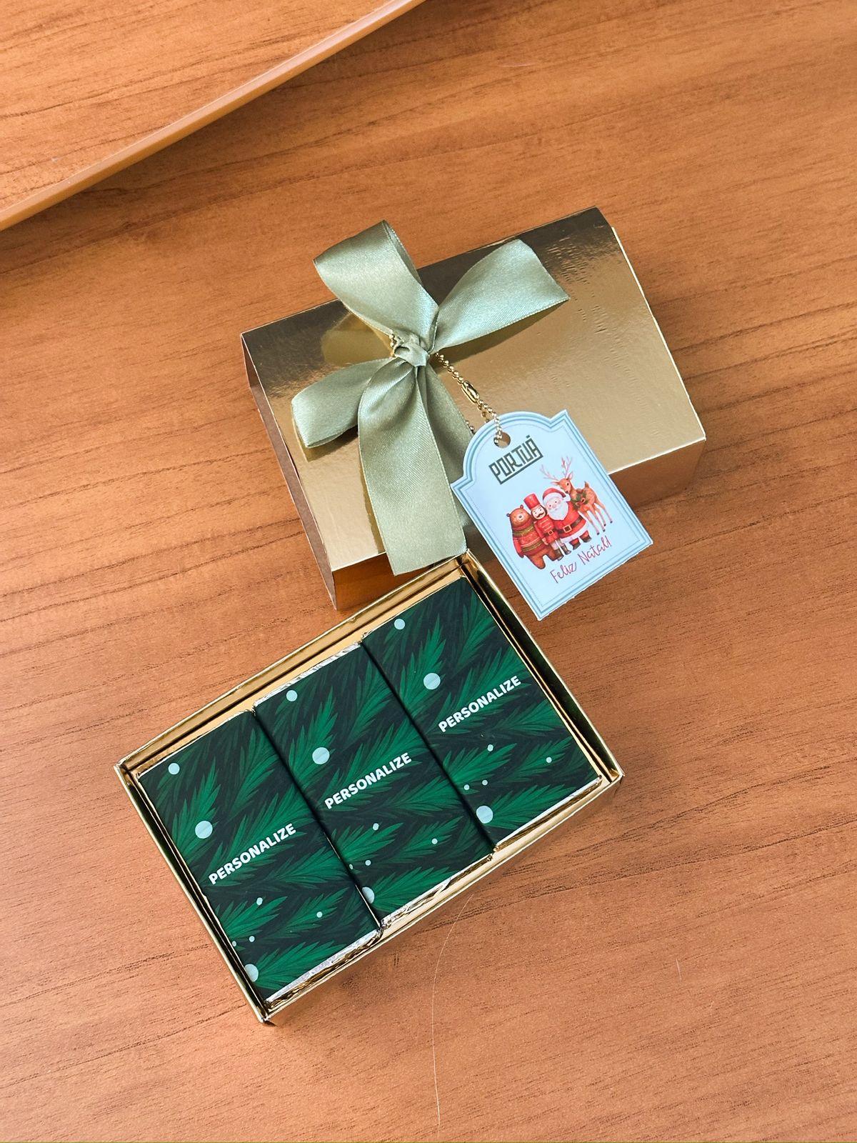 Natal: Caixa com 3 barras 60g