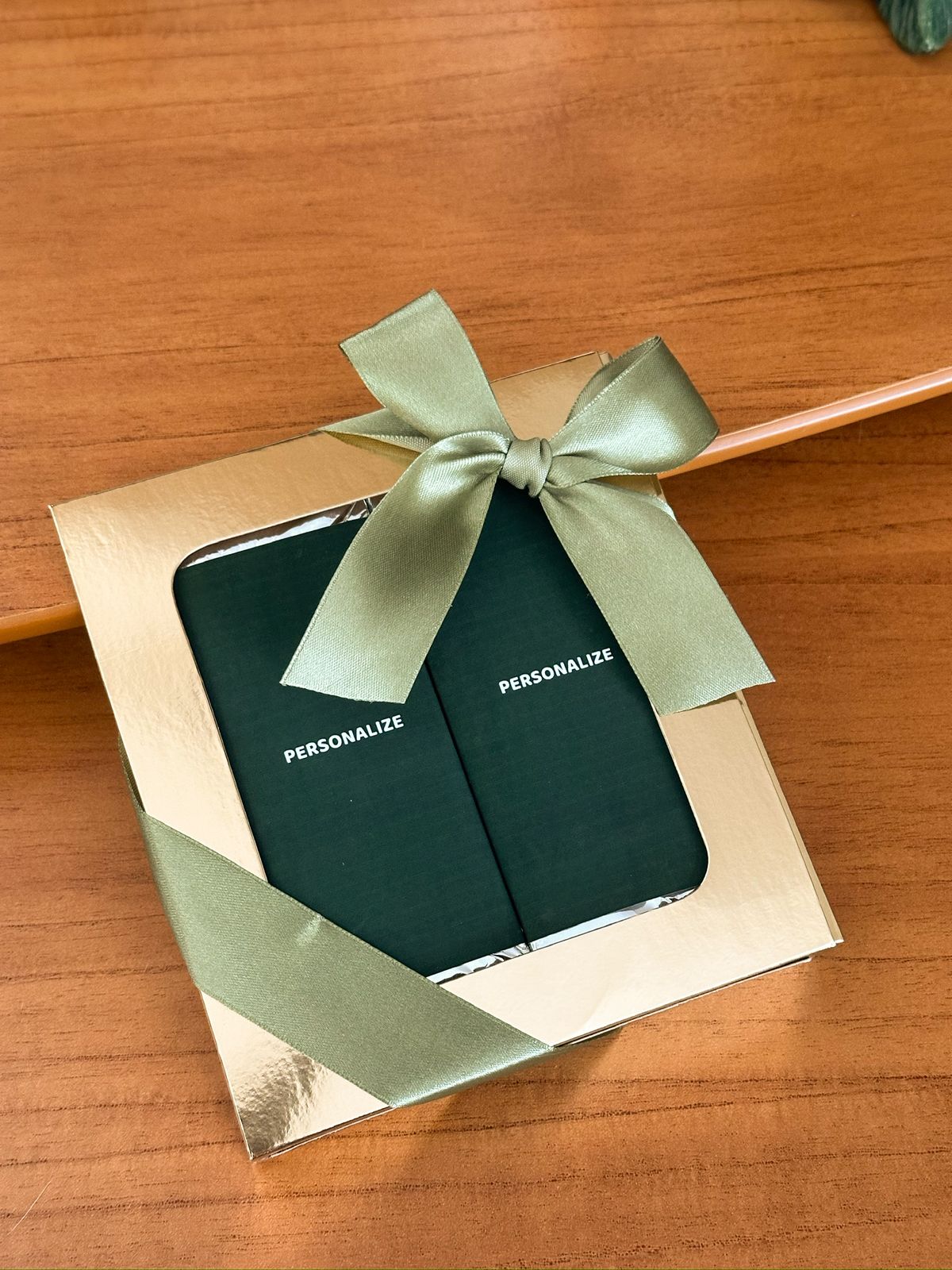 Caixa com duas barras de chocolate 80g